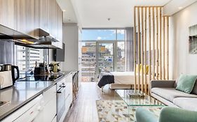 Backup-Powered Luxury Ny City Apartment At Table Mountain